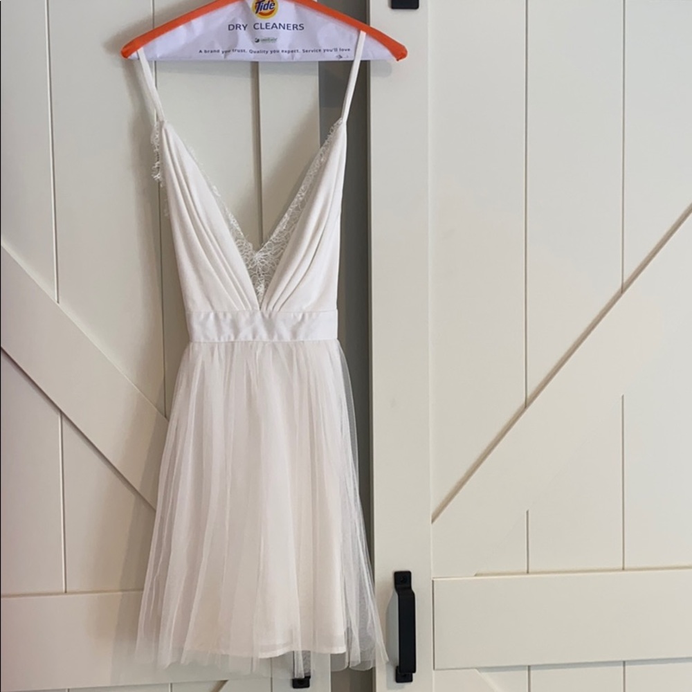 White lulus dress